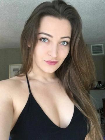 Моника фото 2